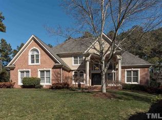 104 Ivywood Ln, Cary, NC 27518