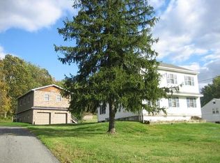 1434 Farmington Ave, Pottstown, PA 19464