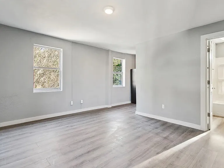 2316 Washington Ave #108 — Photo 6