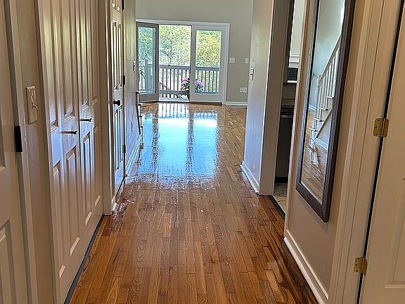 3rd image of 144 River Breeze Dr