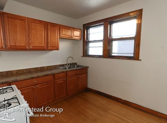 4th image of 2336 W Grace St #2_2ND_2336