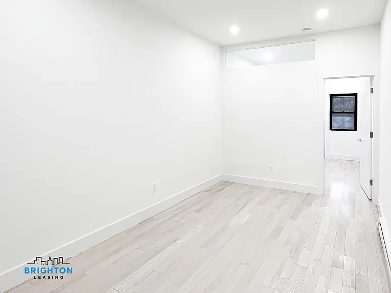 750 Washington Ave #1LL — Photo 2