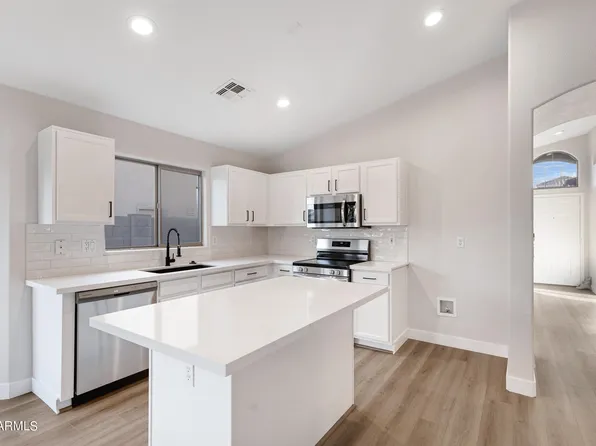 3853 E DERRINGER Way, Gilbert, AZ 85297