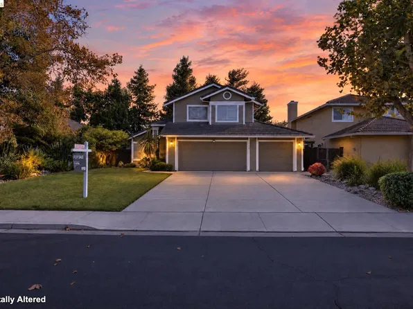 427 White Oak Ct, Oakley, CA 94561