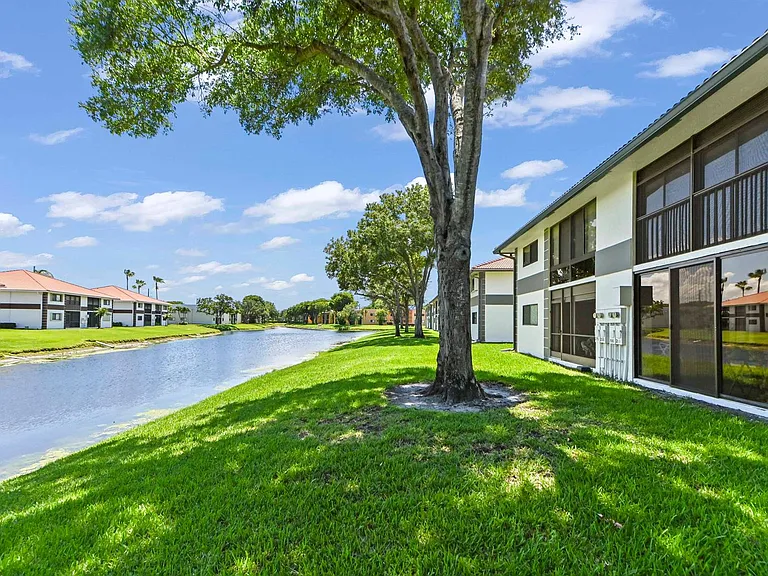 15234 Lakes Of Delray Blvd #276 — Photo 24