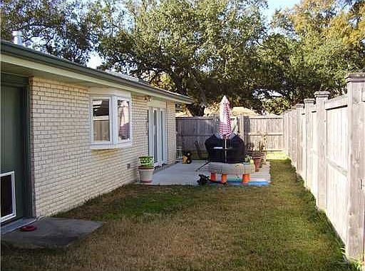 5th image of 401 Jewel St