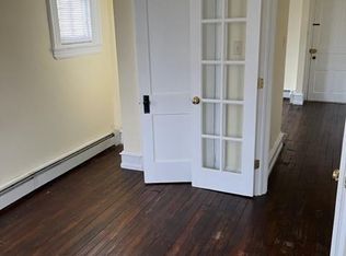 208 Summit Ave APT 2B, Fort Washington, PA 19034