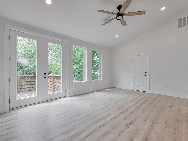 5211 Rob Scott St — Photo 7