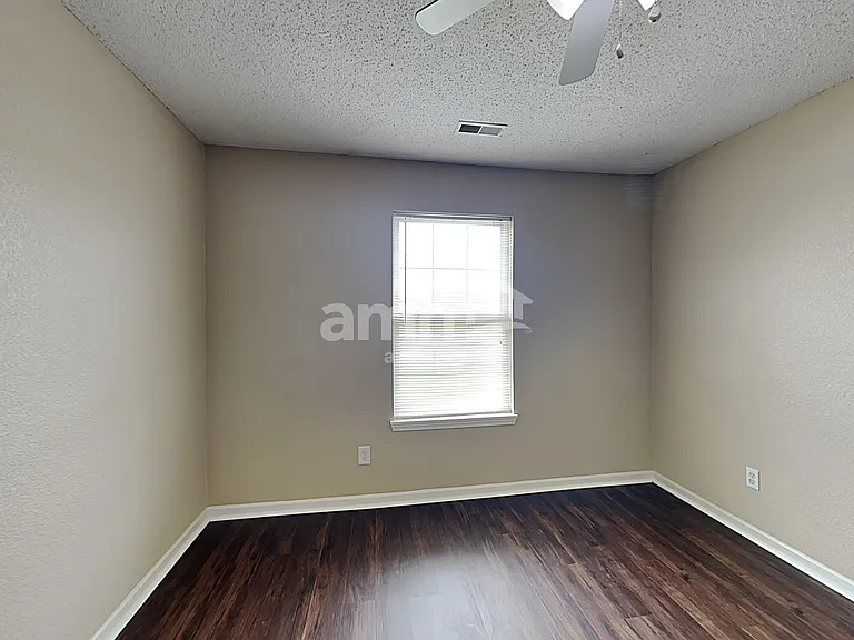 5606 Wood Hollow Dr — Photo 19