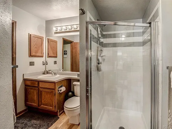 8030 Holland Ct, Arvada, CO 80005