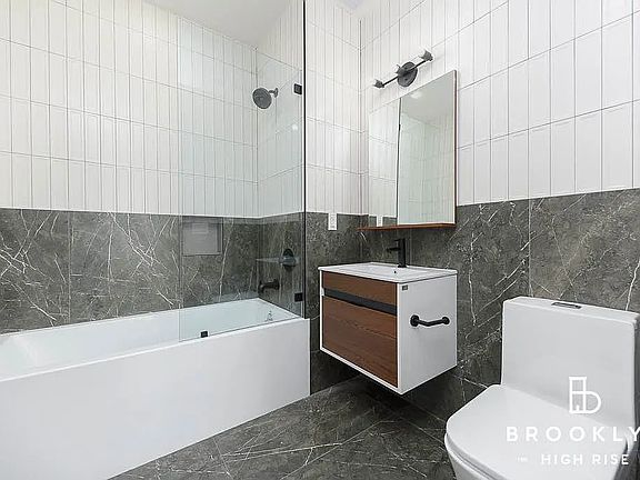 5th image of 1010 Rogers Ave #4E