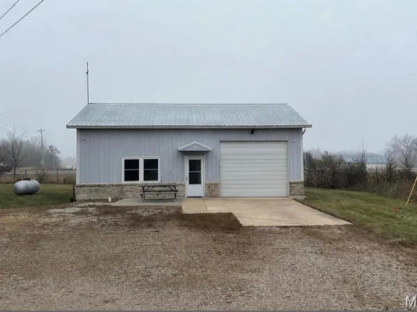 197 Old Springfield Rd, Bourbon, MO 65441