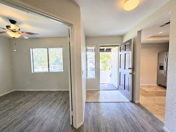 4th image of 956 Lupine Hills Dr Unit 53