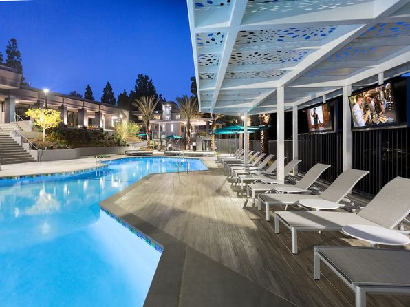 3600 Barham Blvd #53B082602