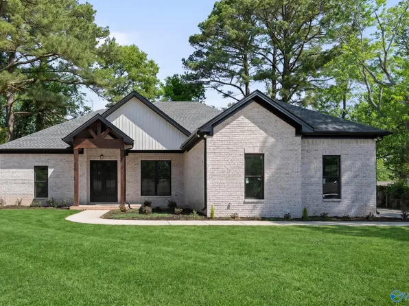 6306 Sheri Dr NW, Huntsville, AL 35806