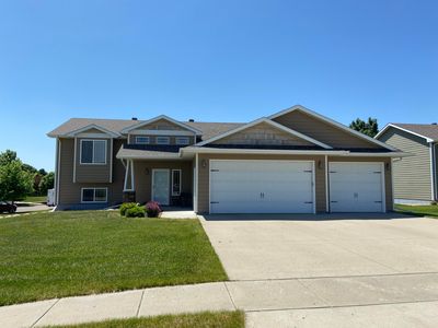 1512 Doral Dr, Brookings, SD, 57006