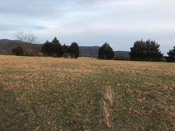 3rd image of 4 Plateau Ln