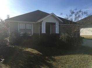 3 Carrington Ct, Hattiesburg, MS 39402