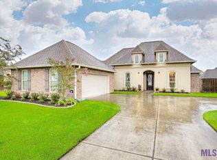 39343 Seaside Ln, Prairieville, LA 70769