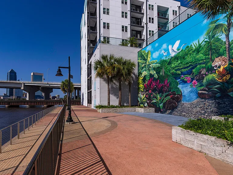 Southerly at Southbank — Photo 10