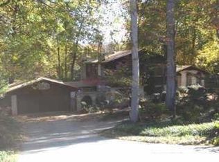 2046 Sourwood Rd, Norcross, GA 30071