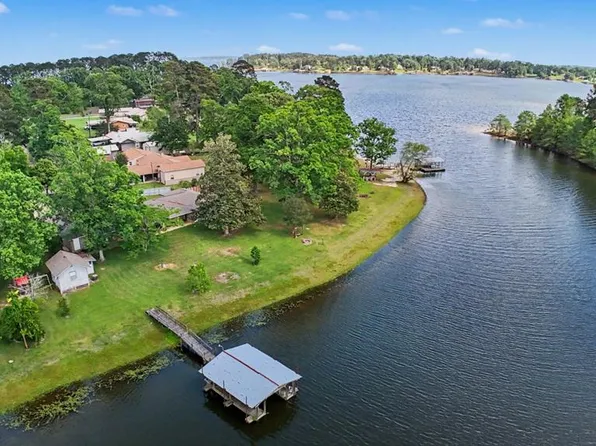 212 Oakleaf Cir, Hemphill, TX 75948