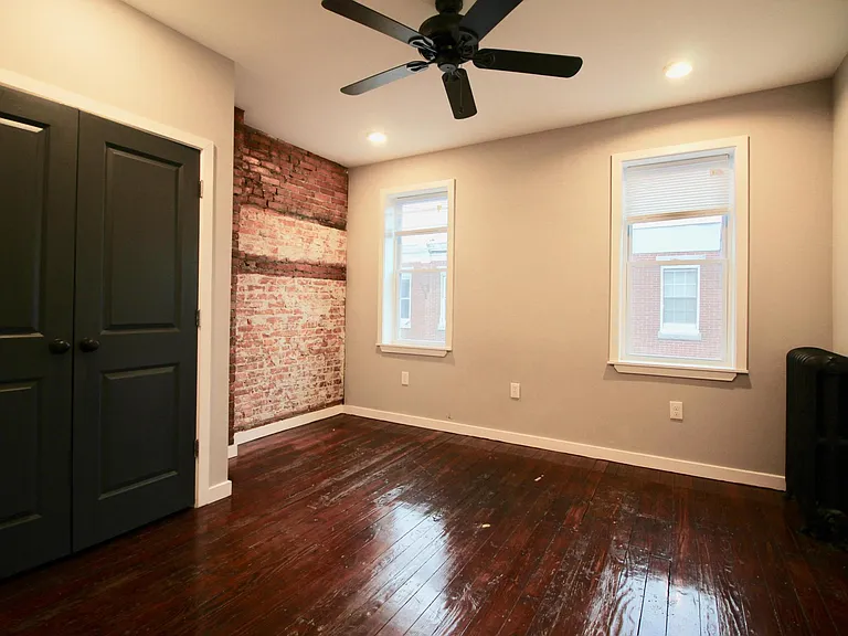 3055 Braddock St — Photo 12