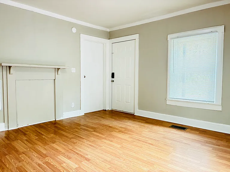 918 Airline Ext — Photo 5