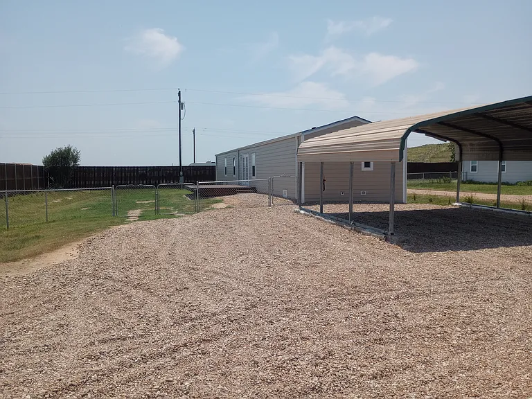 5697 Highway 71 S — Photo 39
