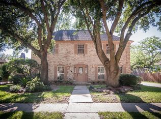 2110 Shadowbriar Dr, Houston, TX 77077