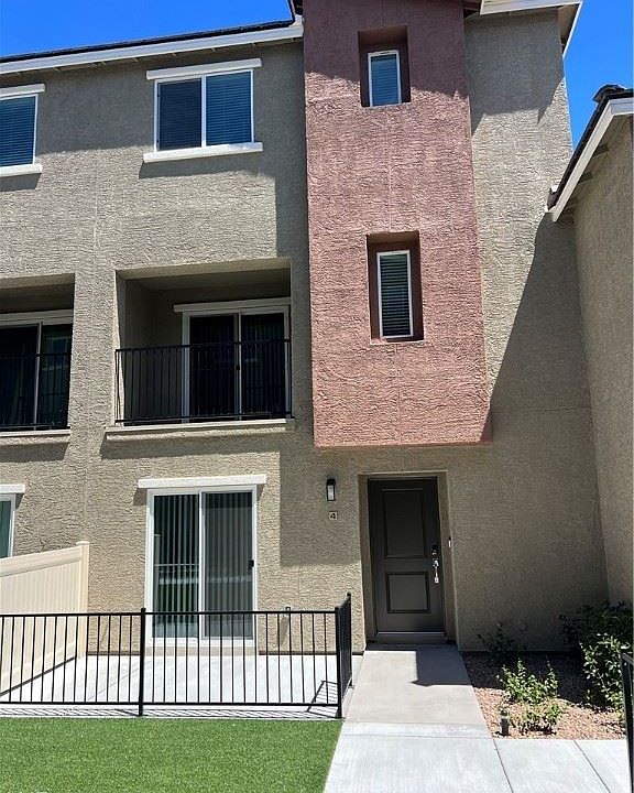 1st image of 2847 Blue Mosaic Ln #4