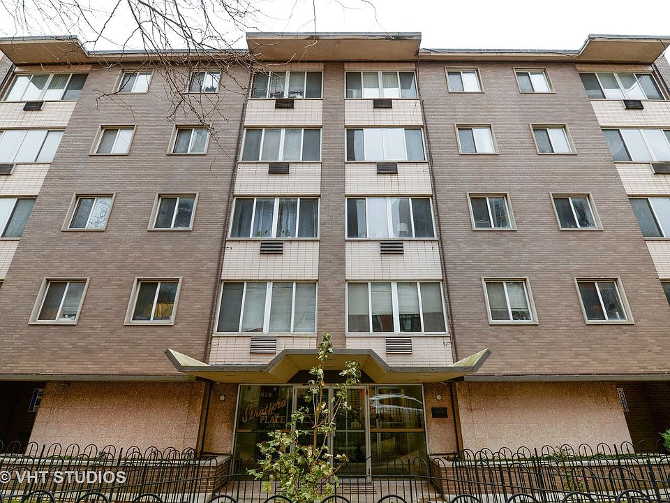 1st image of 539 W Stratford Pl APT 207