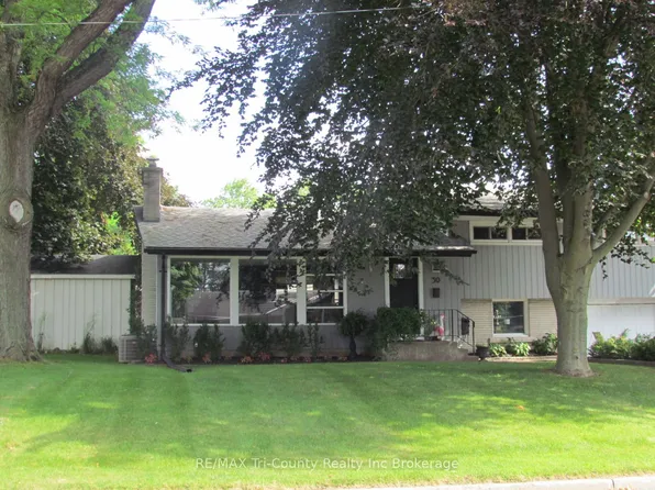 30 Fairfield Cres, Tillsonburg, ON N4G 2B4