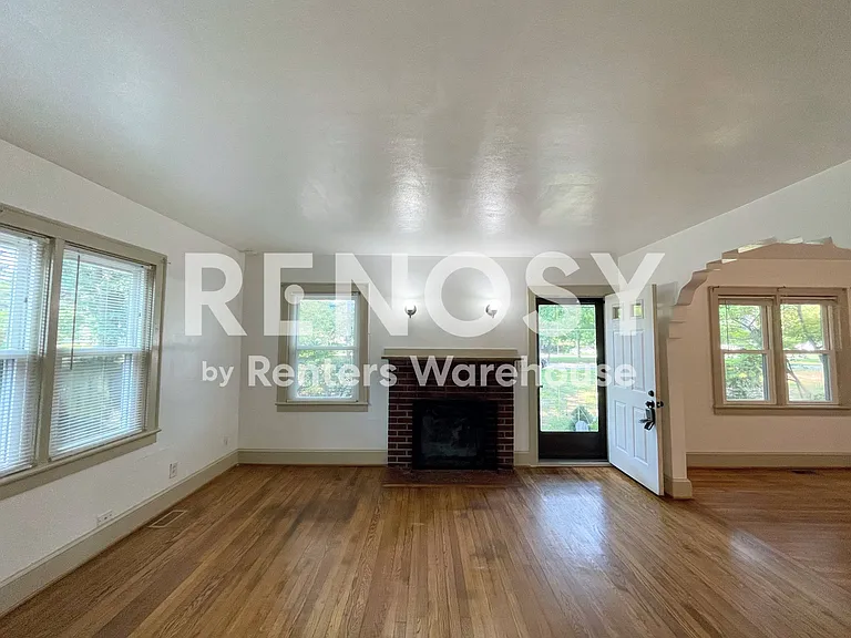 8336 Chesapeake Blvd — Photo 3
