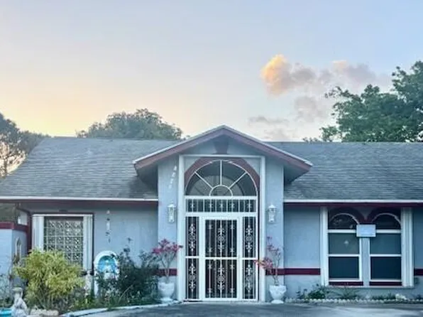 1902 SE Dranson Circle, Port St Lucie, FL 34952