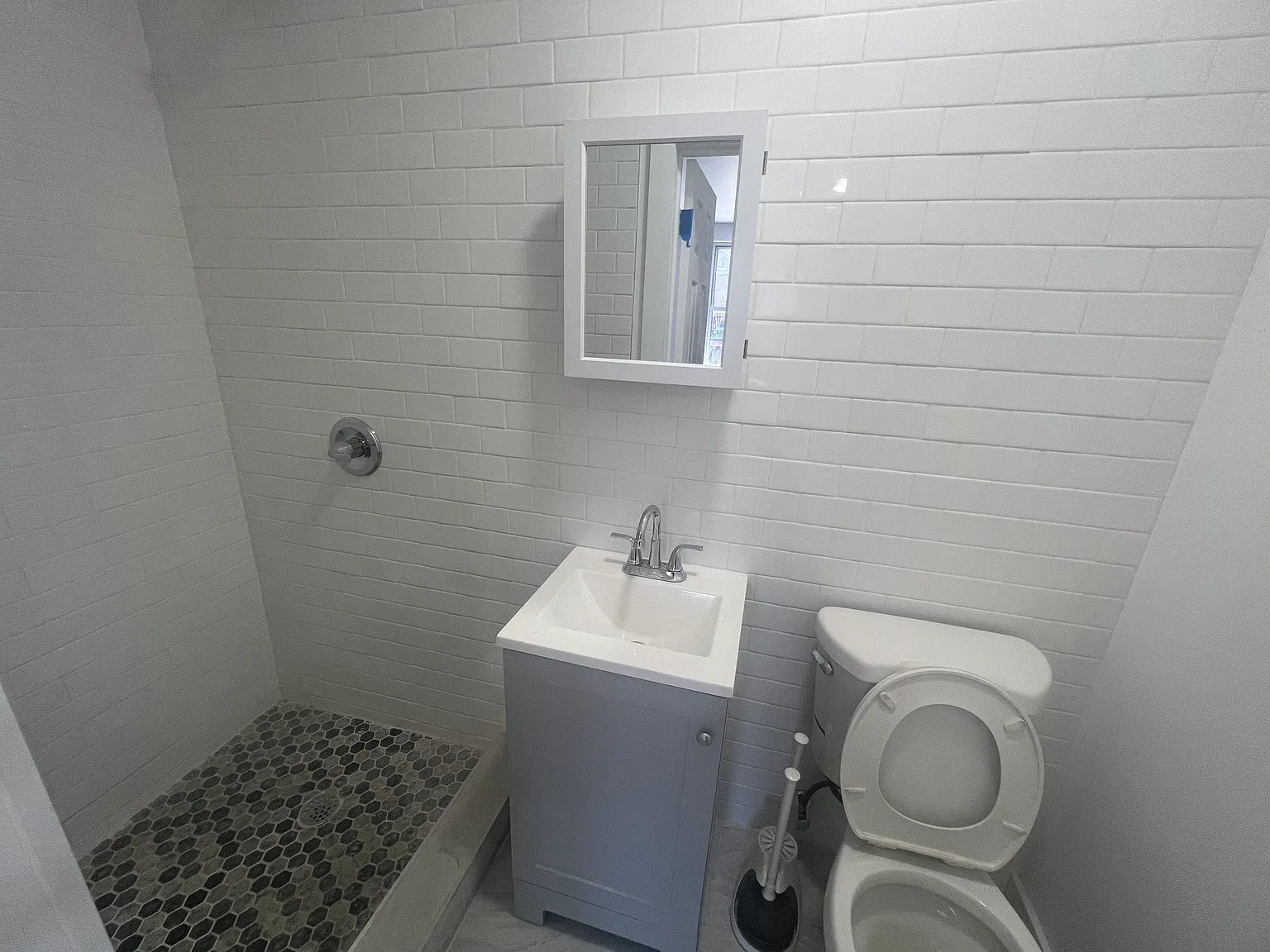 Studio, $2,604 — Photo 4