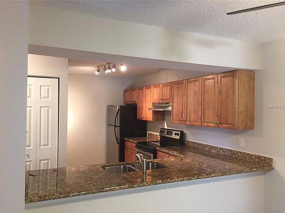 5th image of 658 Kenwick 203 Cir