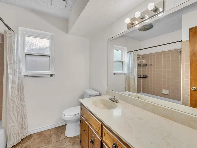 613 Manning Dr — Photo 10