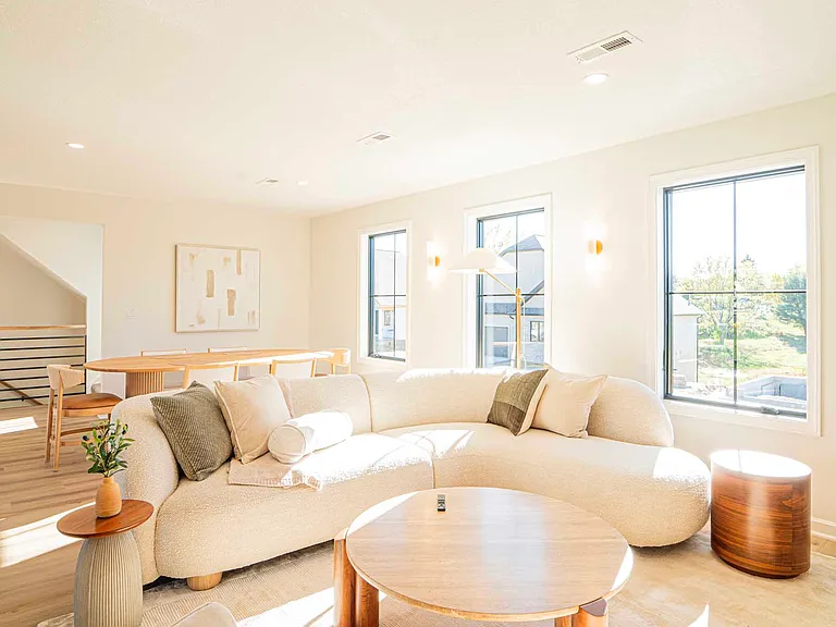 214 Park Rdg — Photo 40