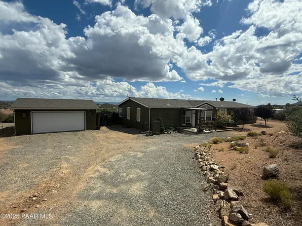 17235 E Yarber Ct, Dewey, AZ 86327