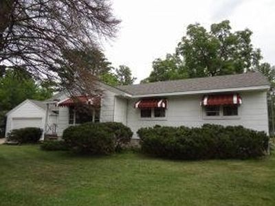 365 S Walker St, Wautoma, WI, 54982