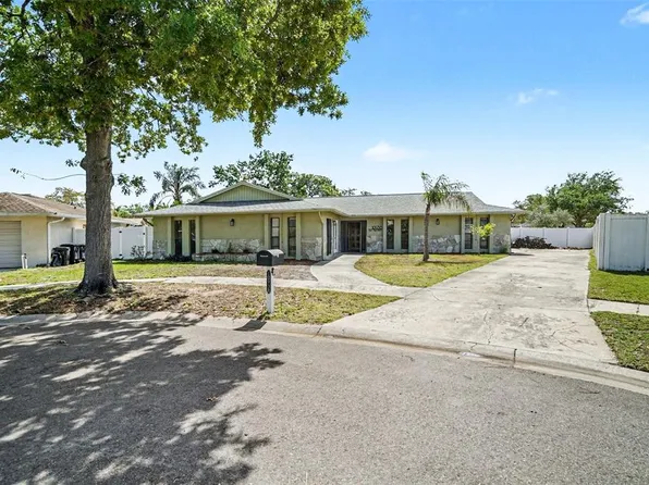 10938 Salt Tree Dr, Port Richey, FL 34668