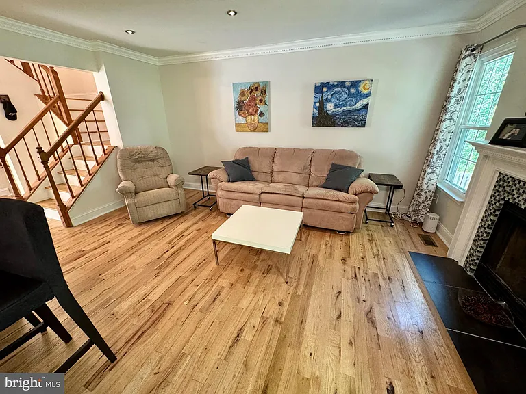 903 Wind Ridge Dr — Photo 12