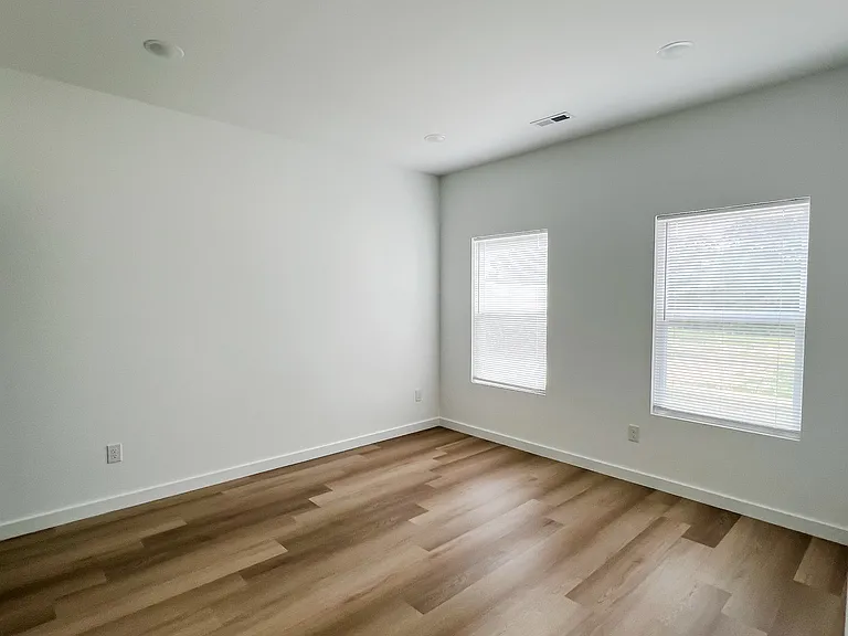 262 Hummingbird Ln — Photo 12