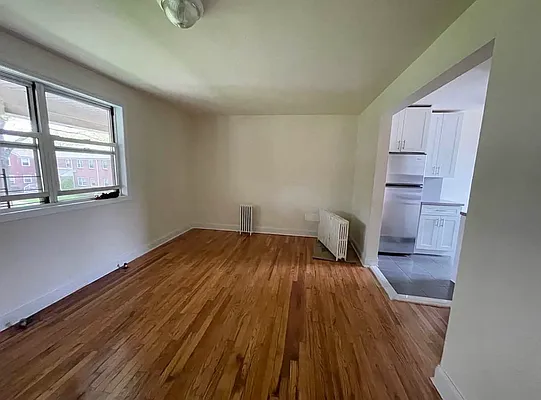 Rented by Queens Apartments Realty LLC | media 13