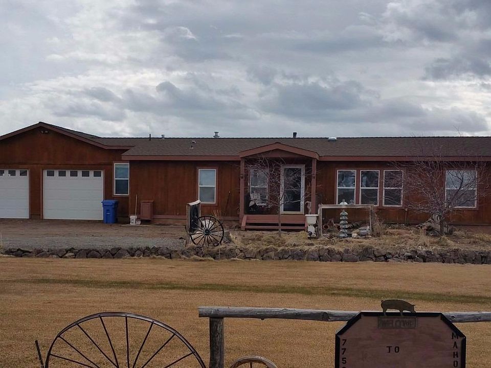1st image of 77520 Mahogany St