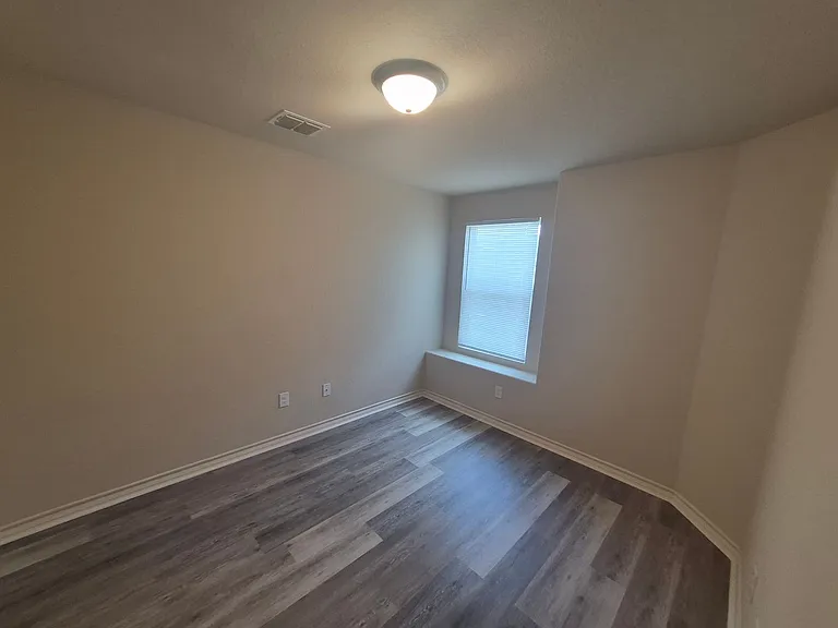 6858 Lakeview Dr #101 — Photo 16