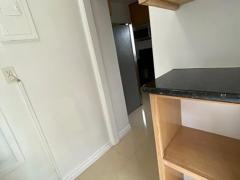 2710 Stoner Ave — Photo 15