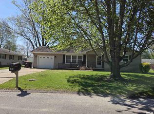 20 Hiel Dr, Bushnell, IL 61422