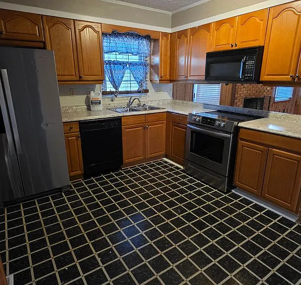 3023 Rouse Dr — Photo 6